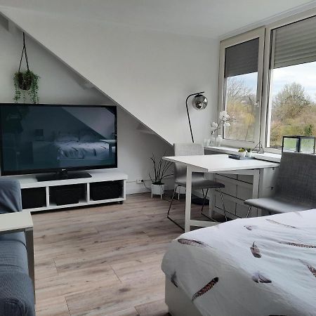 Studio 76 Groningen Met Gratis Leenfietsen Hotel ภายนอก รูปภาพ