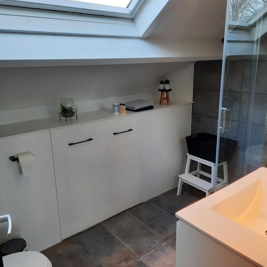 Studio 76 Groningen Met Gratis Leenfietsen Hotel ภายนอก รูปภาพ